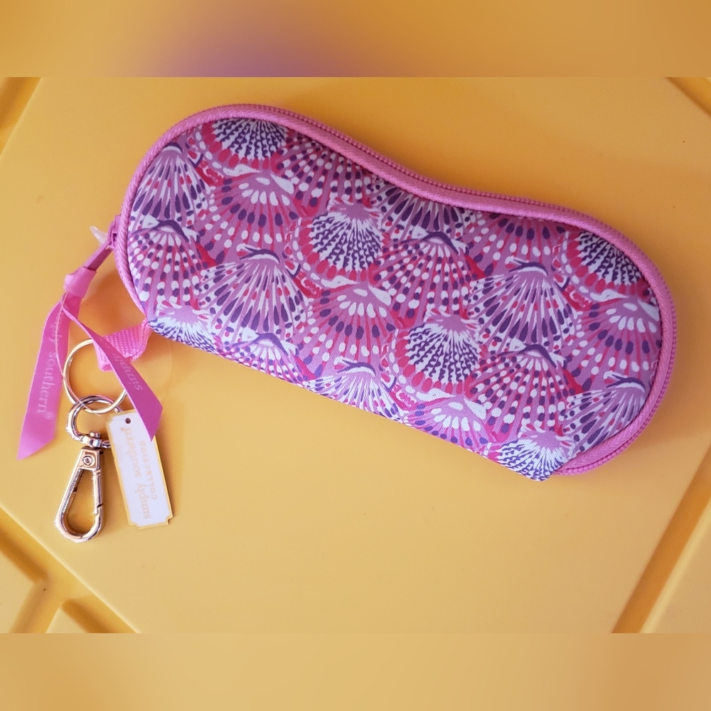 Simply Southern glasses case Seashell print NWT